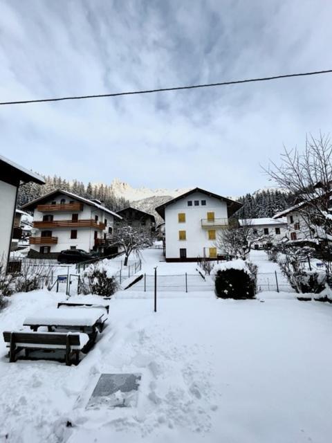 Suite Dolomiti Appartamento Falcade Exterior photo